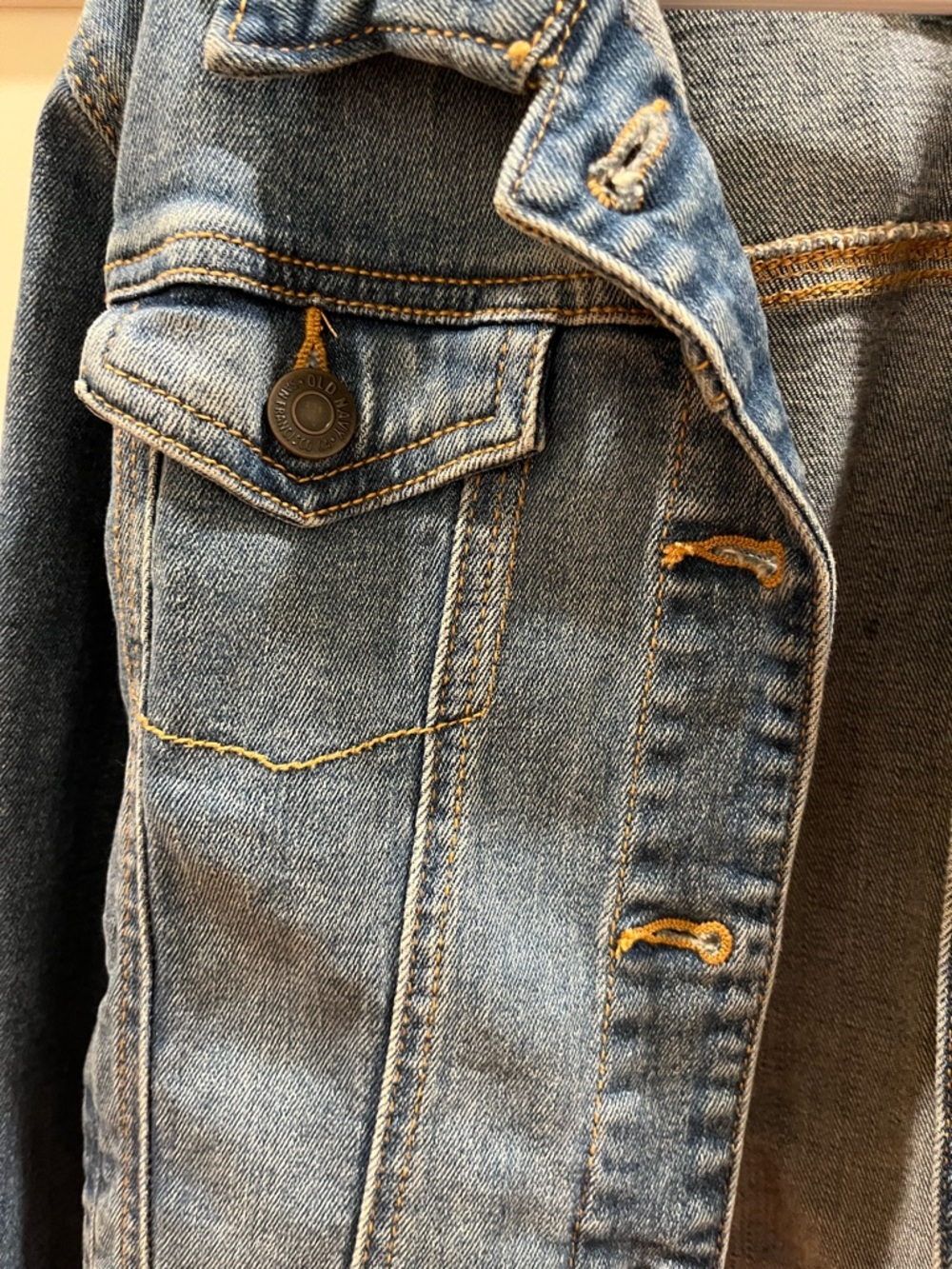 Size M (8) denim jacket by Old Navy - Picture 4 of 8